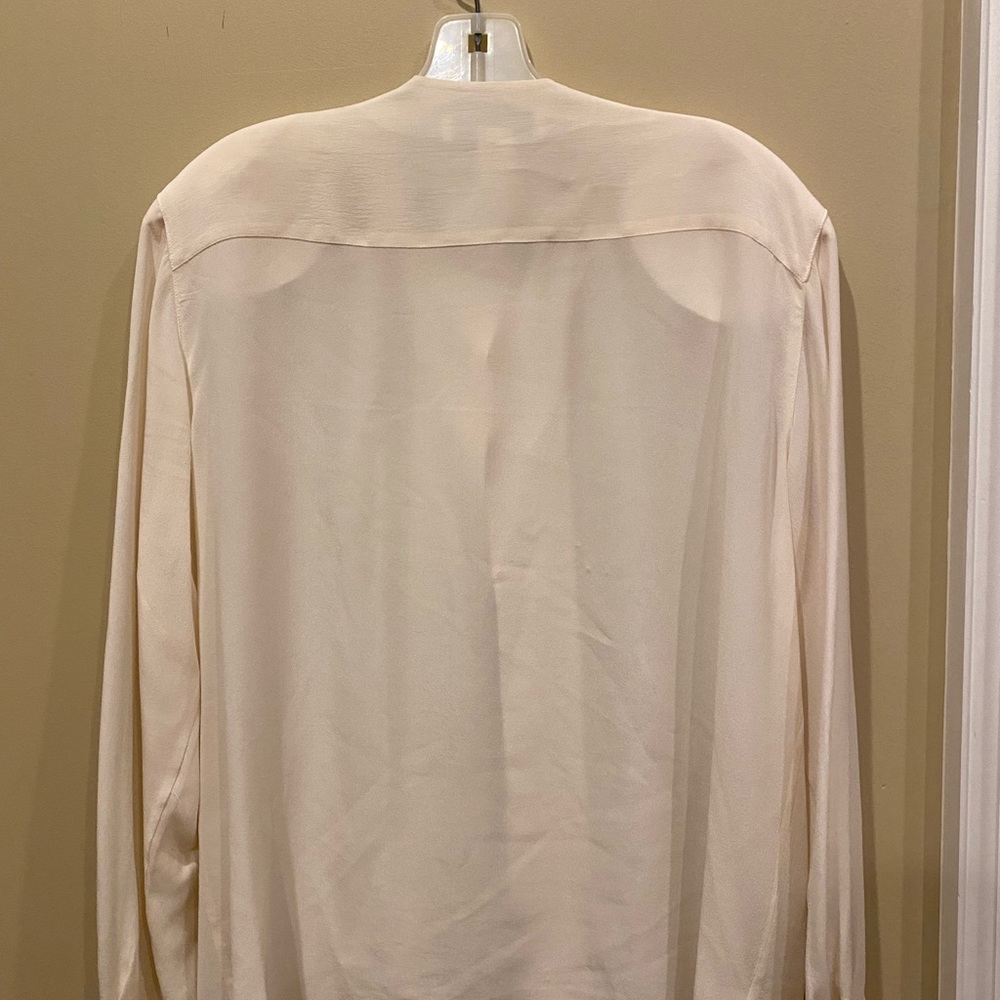 Jones New York cream blouse